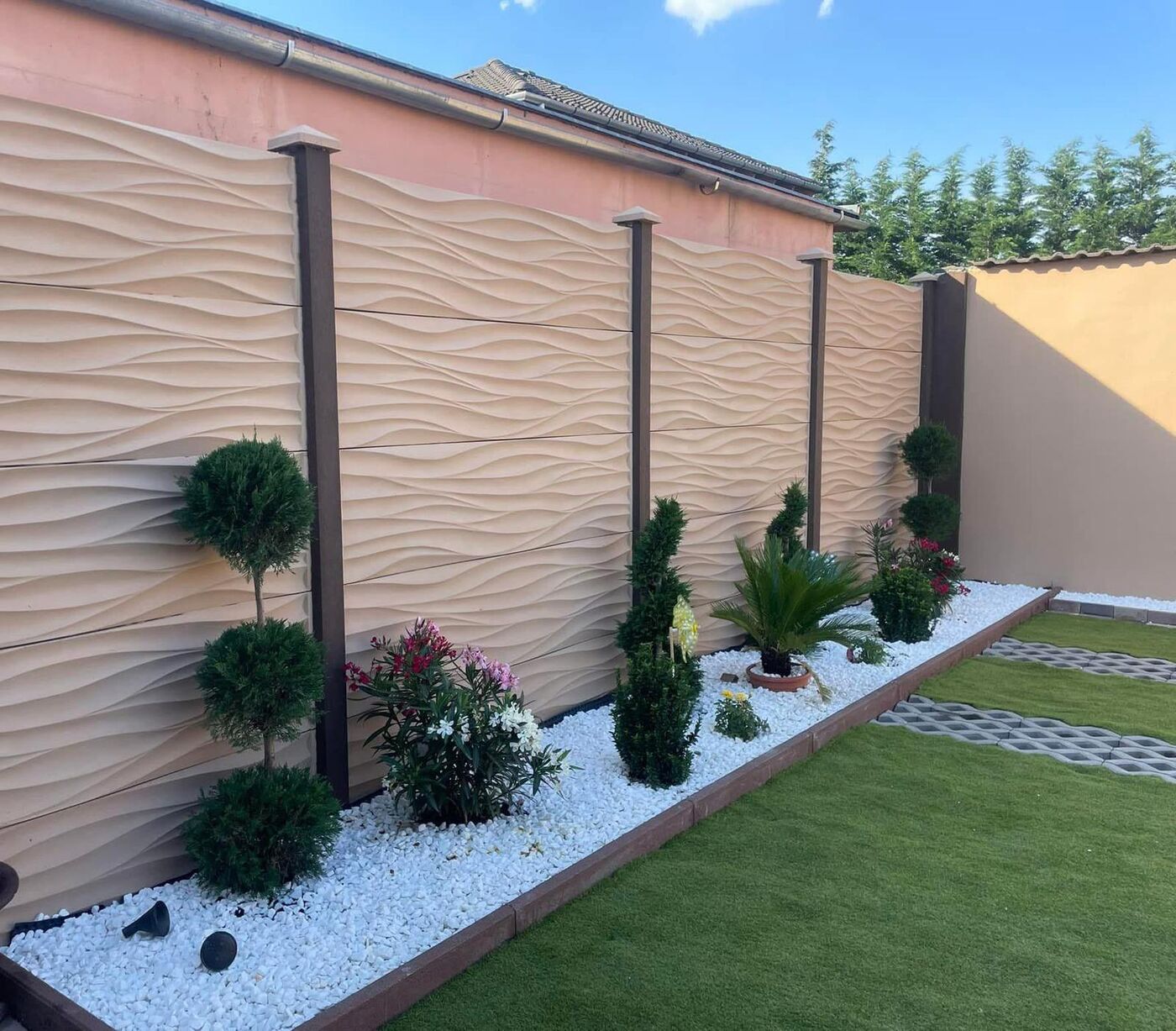 Modell 05 – Referenz im fertig gestalteten Garten