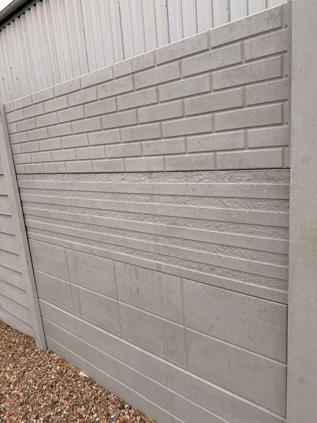 Modell 18 – montierte Zaunwand, Ansicht 2